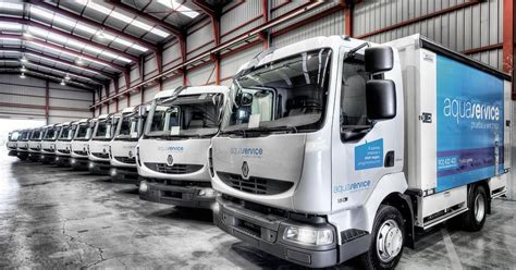 AQUASERVICE BUSCA CONDUCTORES DE C + CAP - Autoescuela 2000
